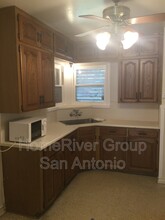 2123 Steves Ave in San Antonio, TX - Building Photo - Building Photo