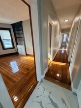 1238 Blue Hill Ave, Unit #2 in Boston, MA - Foto de edificio - Building Photo