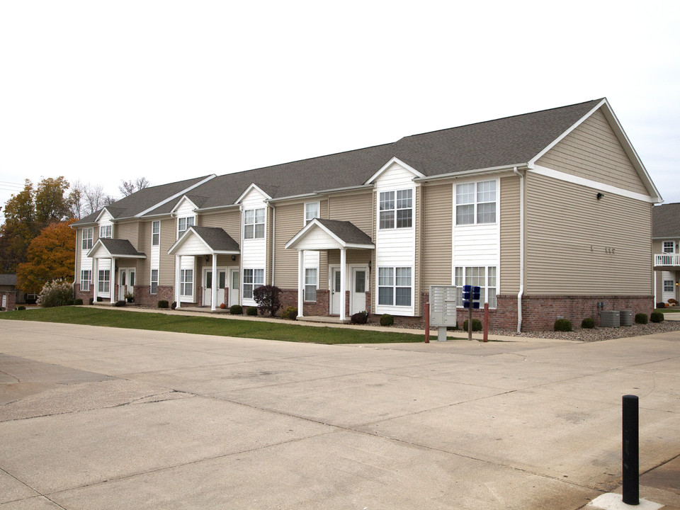 Prairie Creek Apartments in Washington, IL - Foto de edificio