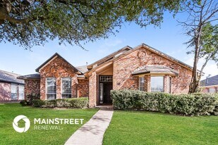 6110 Sasaki Way in Garland, TX - Building Photo