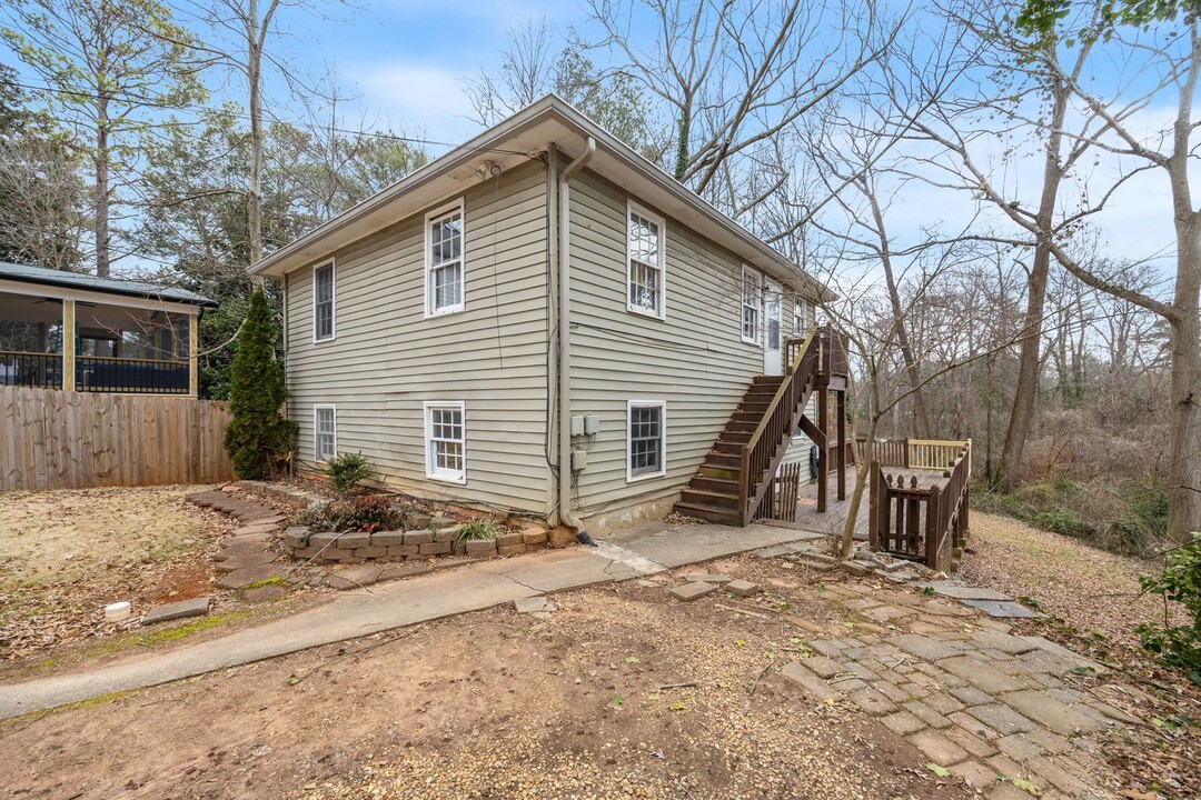 1346 Miller Reed Ave SE in Atlanta, GA - Foto de edificio