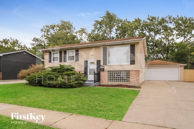 17213 Springtide Ln in Hazel Crest, IL - Foto de edificio - Building Photo