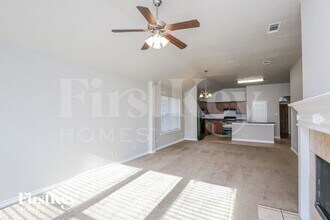 1101 New Meadow Dr in Azle, TX - Building Photo - Building Photo