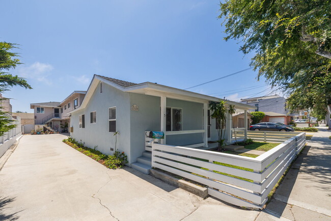 2320 Grant Ave in Redondo Beach, CA - Building Photo - Building Photo