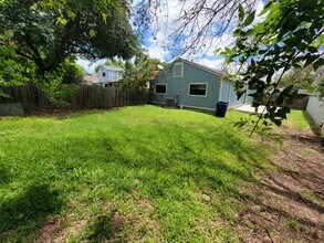 4111 Alaskian Sunrise in San Antonio, TX - Building Photo - Building Photo