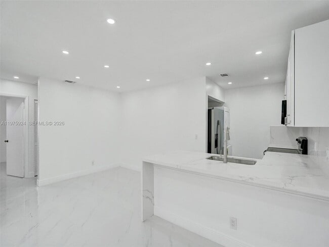 property at 10051 Winding Lake Rd