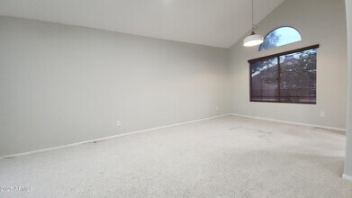 3661 W Linda Ln in Chandler, AZ - Building Photo - Building Photo