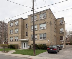 50 John St in Toronto, ON - Building Photo
