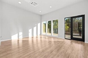 4510 Terry-O Ln, Unit 143 in Austin, TX - Building Photo