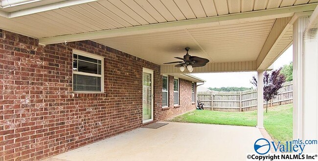 218 Fields Pond Dr in Madison, AL - Building Photo - Building Photo