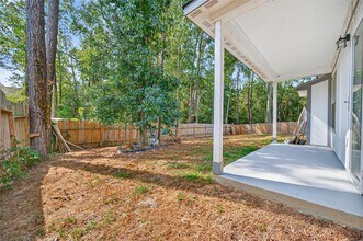 25106 Morgan Cemetery Rd in Cleveland, TX - Foto de edificio - Building Photo