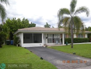 3360 NE 19th Ave in Oakland Park, FL - Building Photo - Building Photo