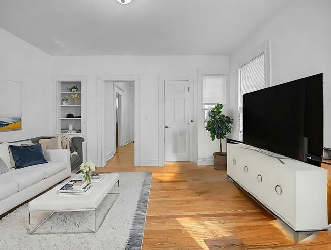 373 Wood Ave in Bridgeport, CT - Building Photo - Building Photo
