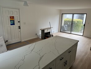 825 Balboa Ave in Capitola, CA - Building Photo - Building Photo