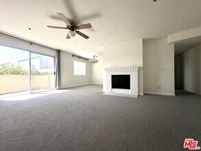 1731 Barry Ave in Los Angeles, CA - Building Photo - Building Photo