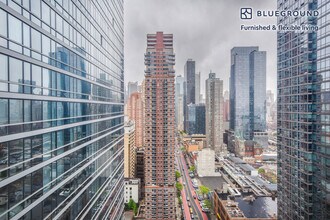 635 W 42nd St, Unit FL27-ID1476 in New York, NY - Building Photo - Building Photo