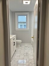 10 Huntington Pl in New Hartford, NY - Building Photo - Building Photo