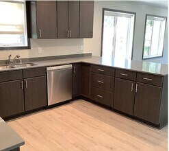 879 23rd Ave SE in Minneapolis, MN - Building Photo - Building Photo