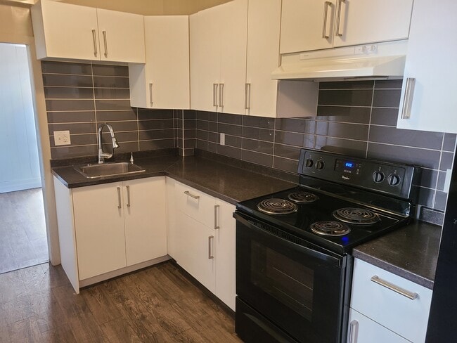 property at 1574-1574 Logan Ave