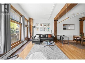 518-518 Beatty St in Vancouver, BC - Building Photo - Building Photo
