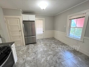 37 Church St in Agawam, MA - Building Photo - Building Photo