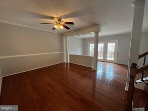 12002 Lisa Marie Ct in Fairfax, VA - Building Photo - Building Photo