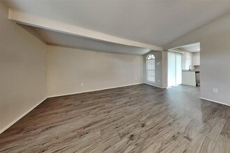 18311 Navajo Trail Dr in Spring, TX - Building Photo - Building Photo