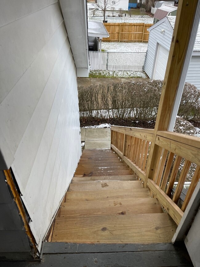 230 Pritchard Ave, Unit Small one bedroom upper in Corning, NY - Building Photo - Building Photo