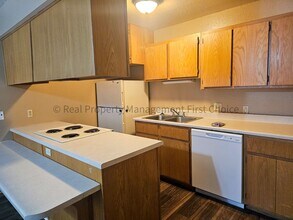 51 Cedar Creek Ct in Van Buren, AR - Building Photo - Building Photo
