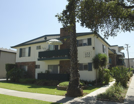 138 E Live Oak St Apartments