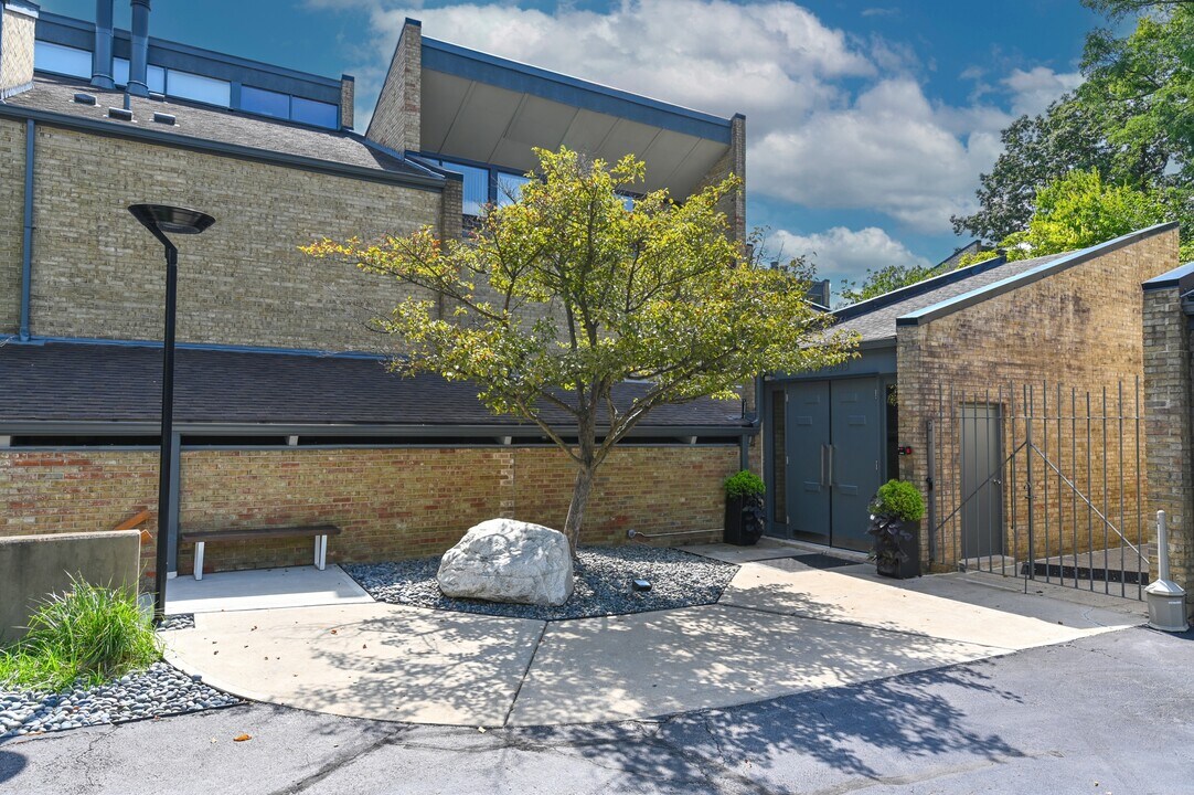 2005 Calvin Cliff St in Cincinnati, OH - Building Photo