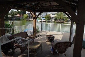 1389 W 71st St in Hialeah, FL - Building Photo - Building Photo