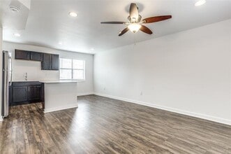 2106 Bennett Ave in Dallas, TX - Building Photo - Building Photo