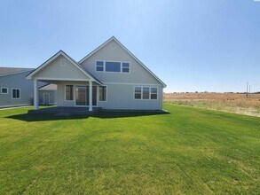 2855 Savannah in Richland, WA - Building Photo - Building Photo