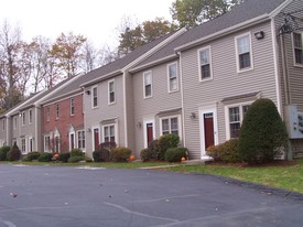 Knollwood Townhouse Condos Apartamentos