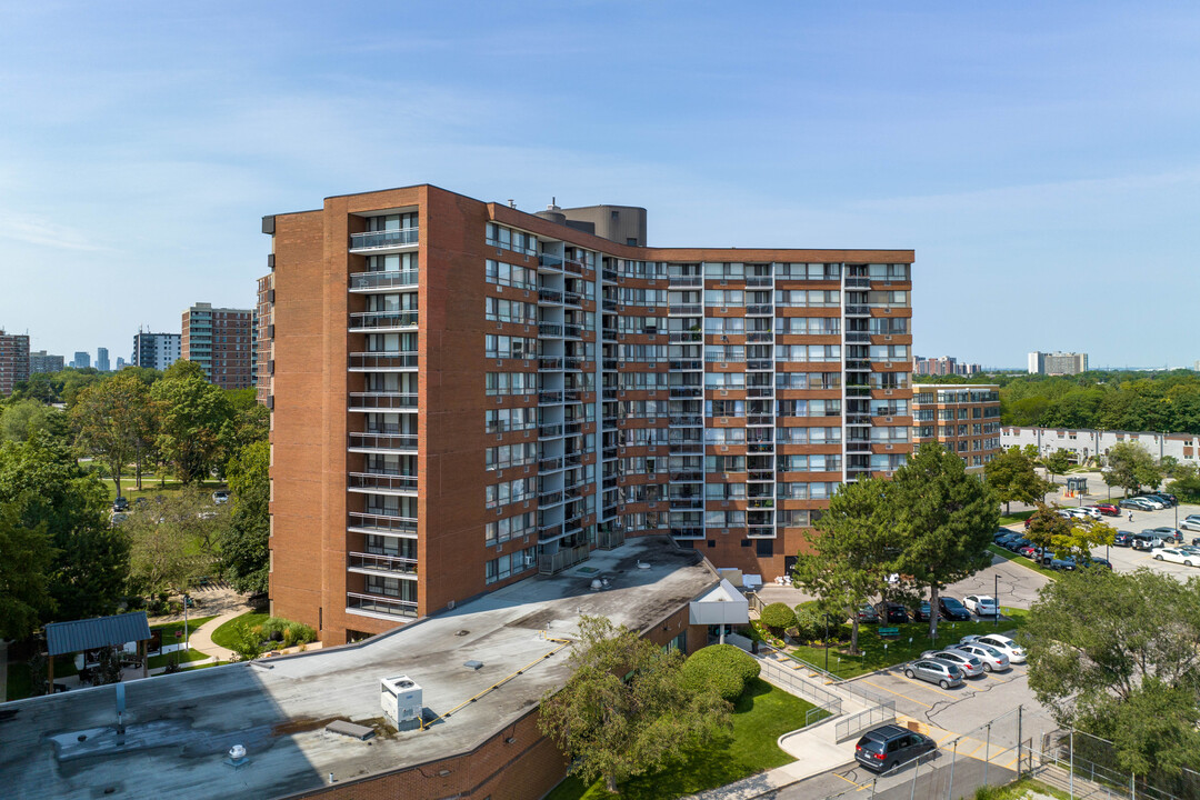 Shepherd Manor in Toronto, ON - Building Photo