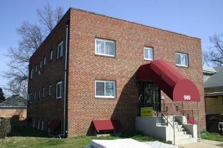 900 Cator Ave in Baltimore, MD - Foto de edificio - Building Photo