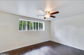 35840 Army Navy Dr in Mechanicsville, MD - Building Photo - Building Photo