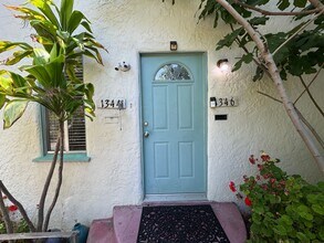 1344 S Hudson Ave in Los Angeles, CA - Building Photo - Building Photo