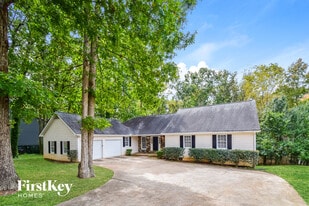 1930 Fernwood Dr in Lawrenceville, GA - Building Photo