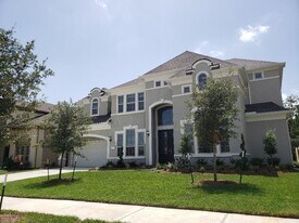 13236 Tracewood Hills Ln in Houston, TX - Building Photo