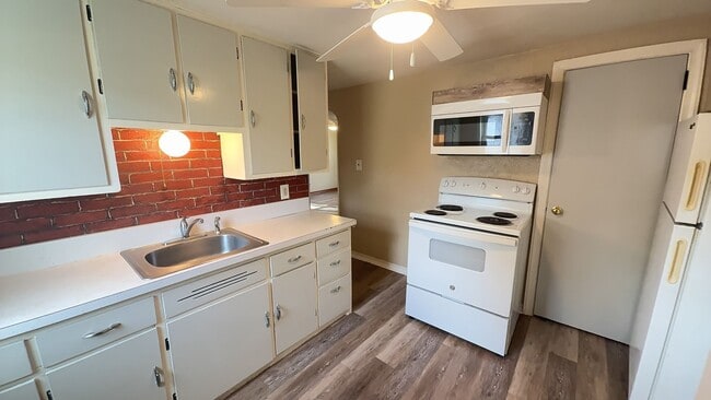 904 Park Ave in Wausau, WI - Building Photo - Building Photo