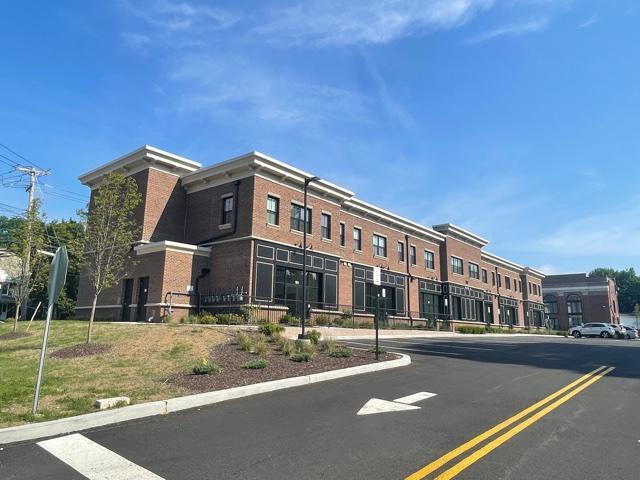 250 NY-32 in Woodbury, NY - Building Photo - Building Photo
