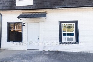 5102 TN-58 in Chattanooga, TN - Building Photo