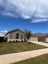 4444 Sagecroft Rd in Crowley, TX - Building Photo