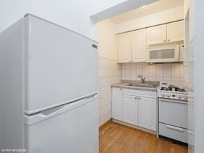 4518 N Sheridan Rd in Chicago, IL - Building Photo - Building Photo