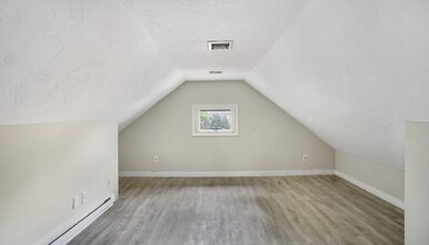 64 Arnold St in Quincy, MA - Building Photo - Building Photo