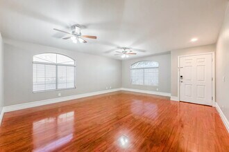 10417 E Crescent Ave in Mesa, AZ - Building Photo - Building Photo