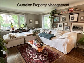 4400 Zenith Ave S in Minneapolis, MN - Building Photo - Building Photo