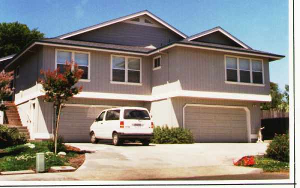 460-462 Flynn St in Sebastopol, CA - Foto de edificio - Building Photo